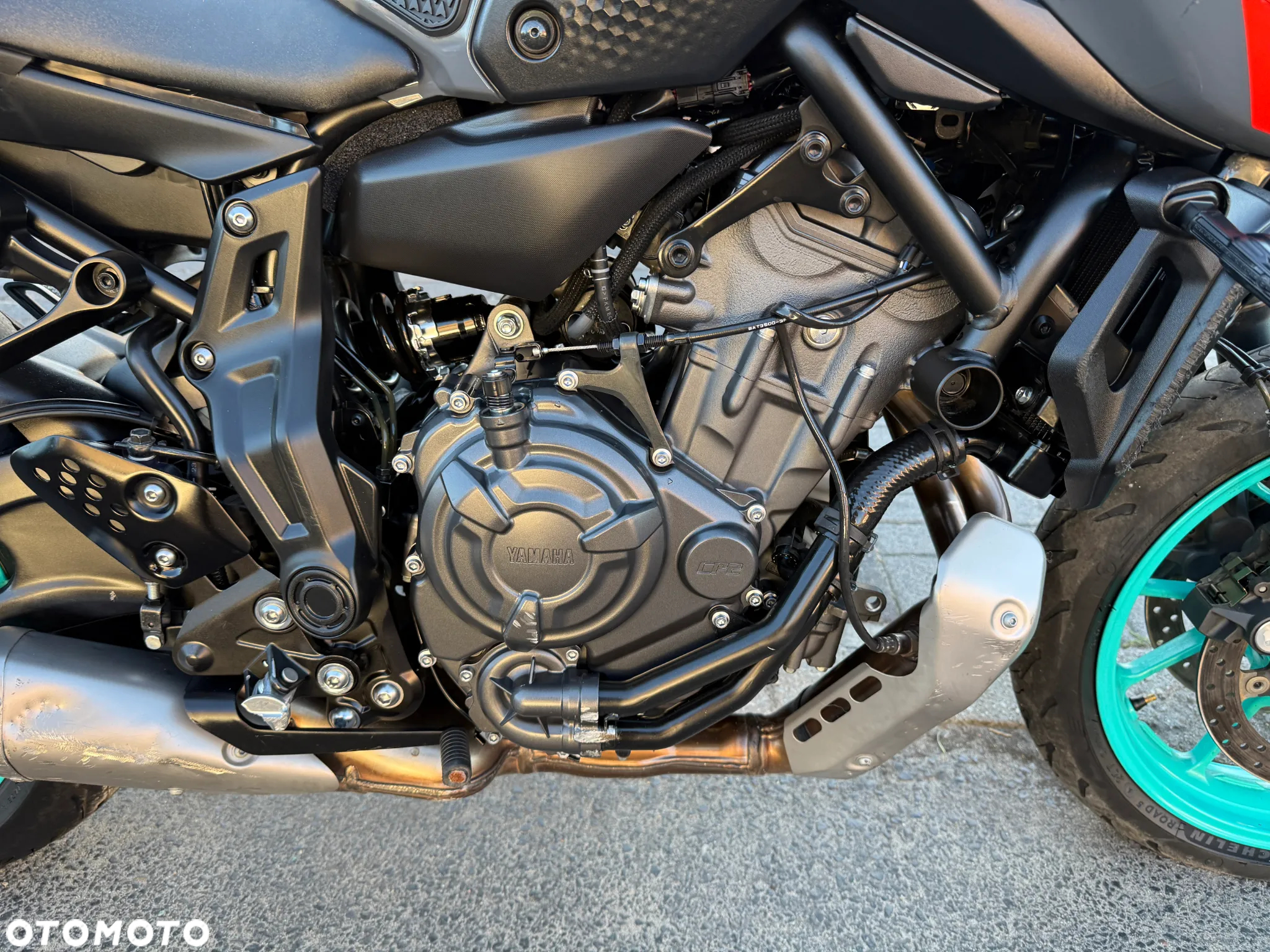 Yamaha MT - 27