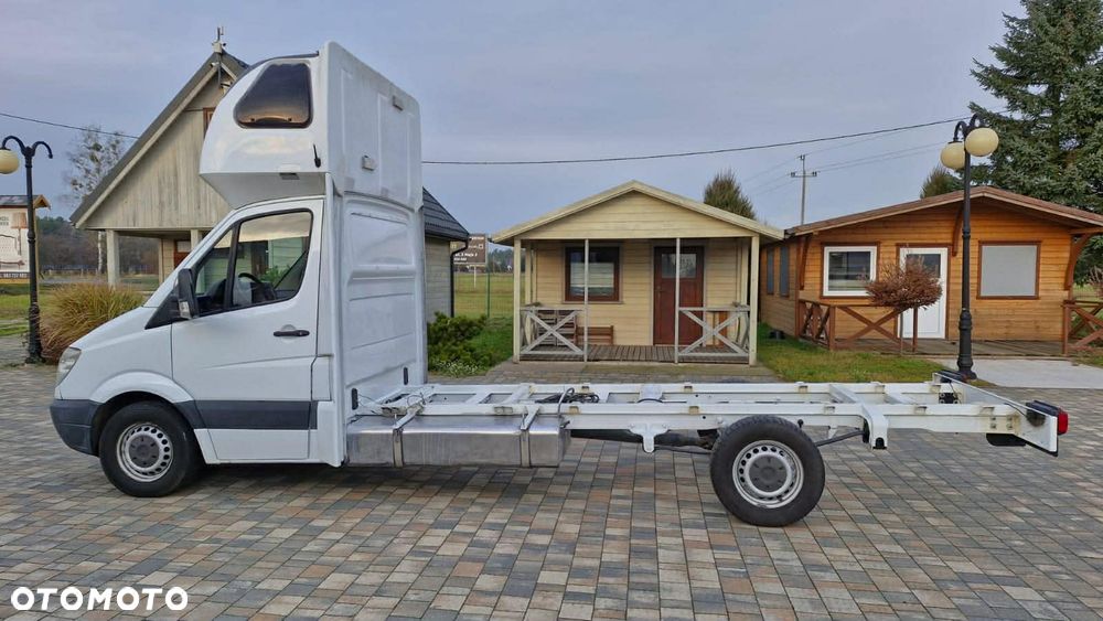 Mercedes-Benz SPRINTER - 3
