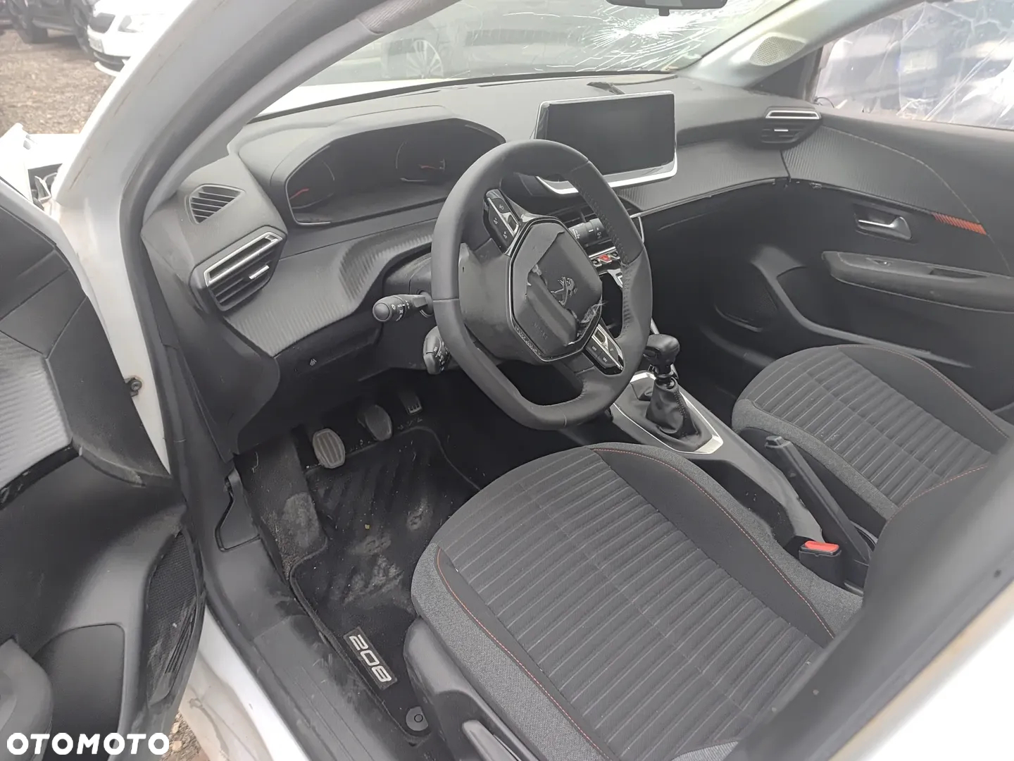 Peugeot 208 1.5 BlueHDi Active S&S - 17