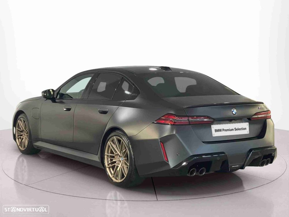 BMW M5 Standard - 2
