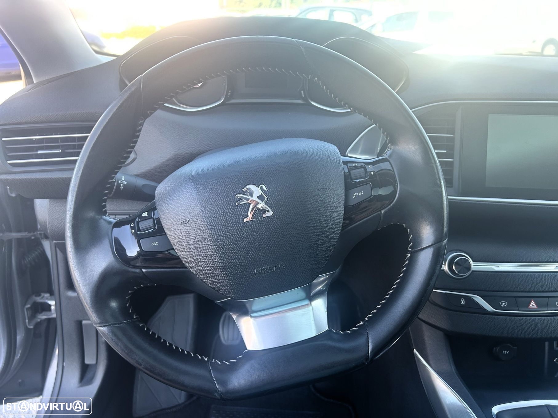 Peugeot 308 1.2 PureTech Allure - 13