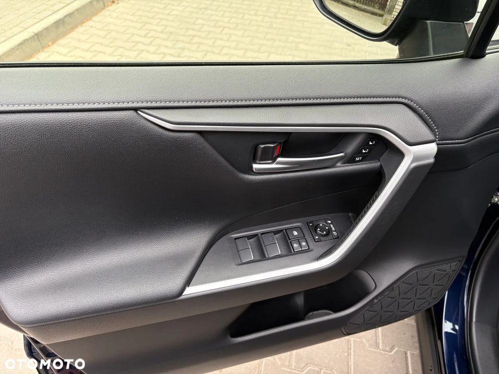 Toyota RAV4 - 15