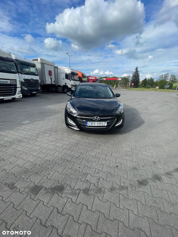 Hyundai i30 1.6 CRDi Premium DCT - 1