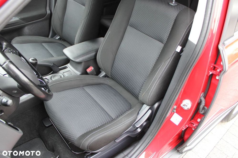 Mitsubishi Outlander - 18
