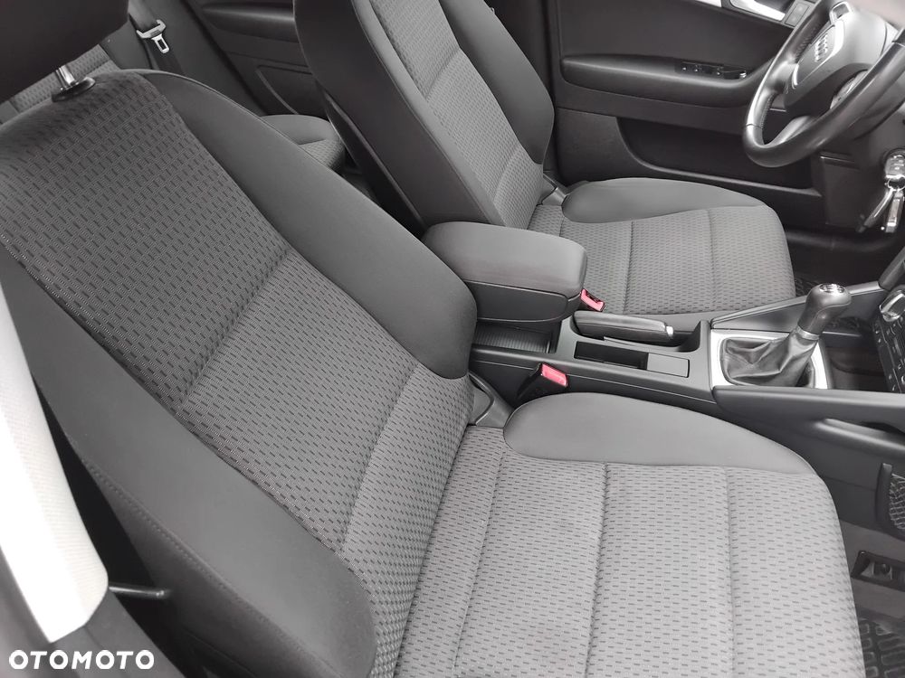 Audi A3 Sportback 1.8 TFSI Attraction - 21