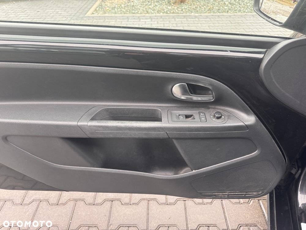 Volkswagen up! 1.0 high Perfectline - 13