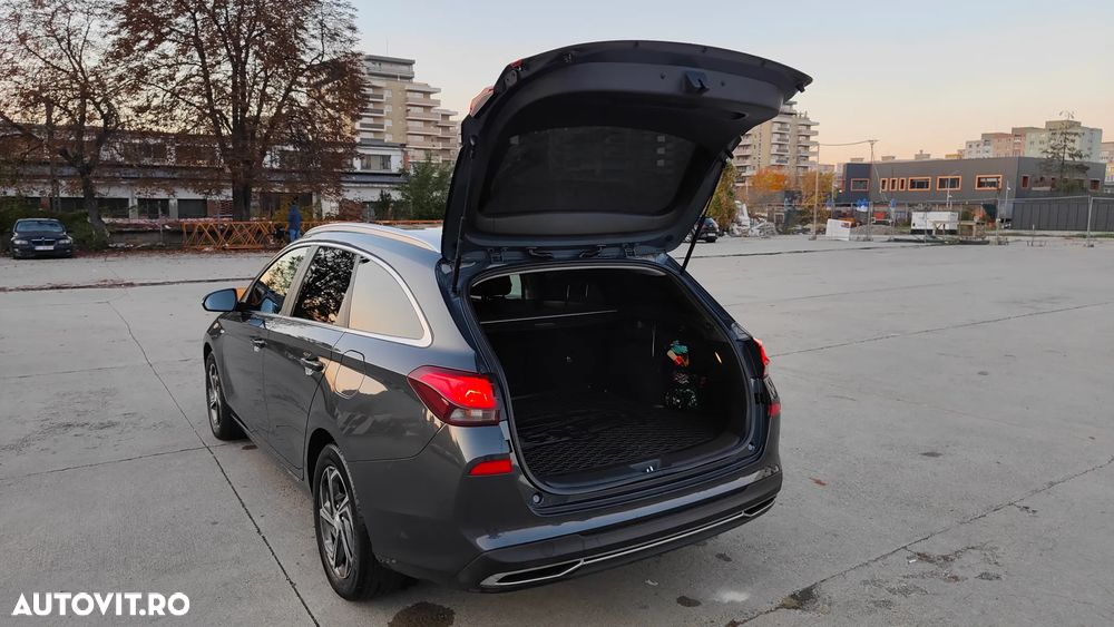Hyundai i30 - 12