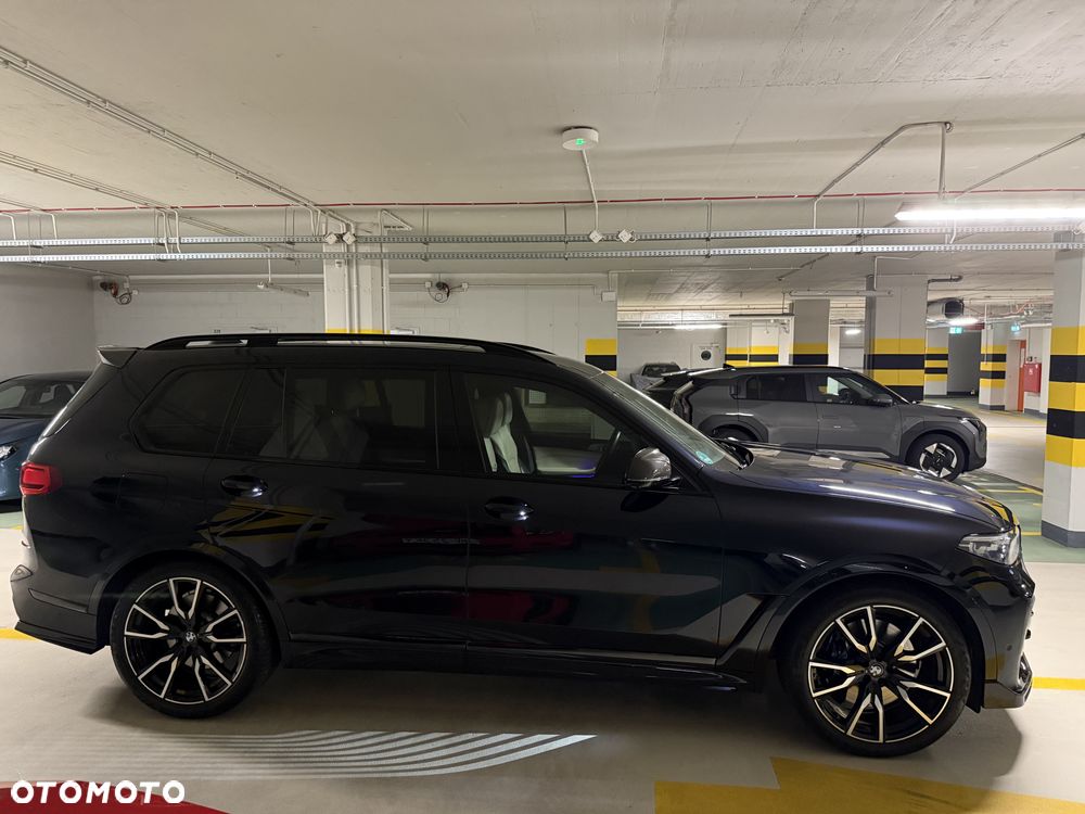 BMW X7 M50i sport - 4