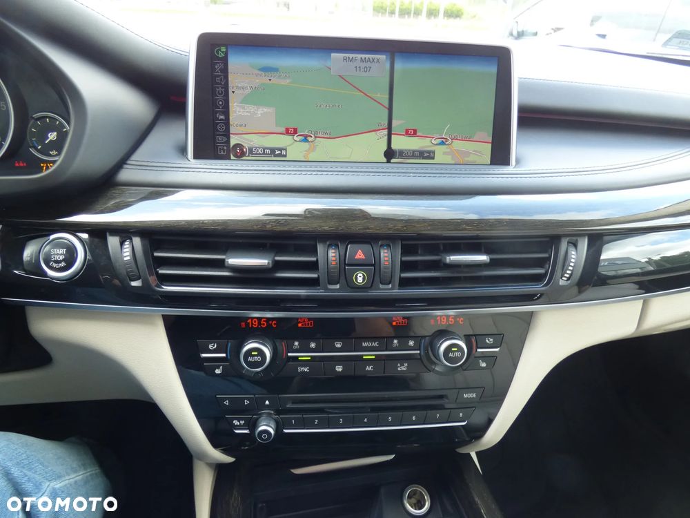 BMW X5 xDrive30d - 13