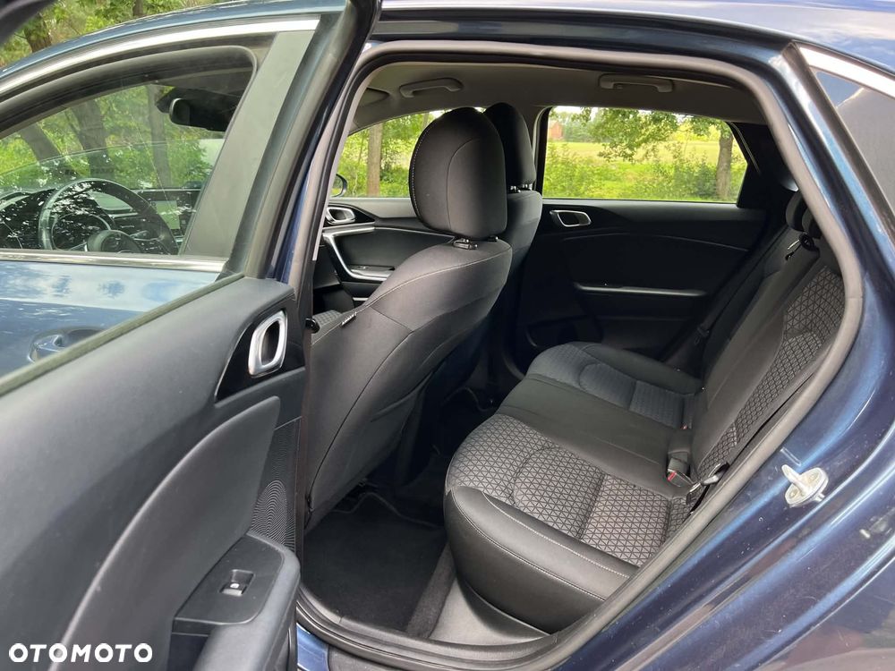 Kia Ceed 1.6 CRDi SCR L - 15