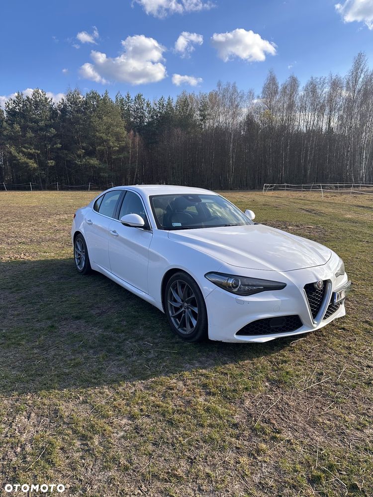 Alfa Romeo Giulia 2.0 Turbo - 3