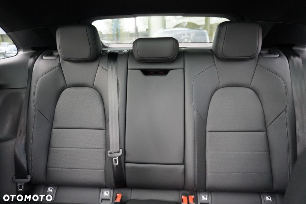 Porsche Macan - 15