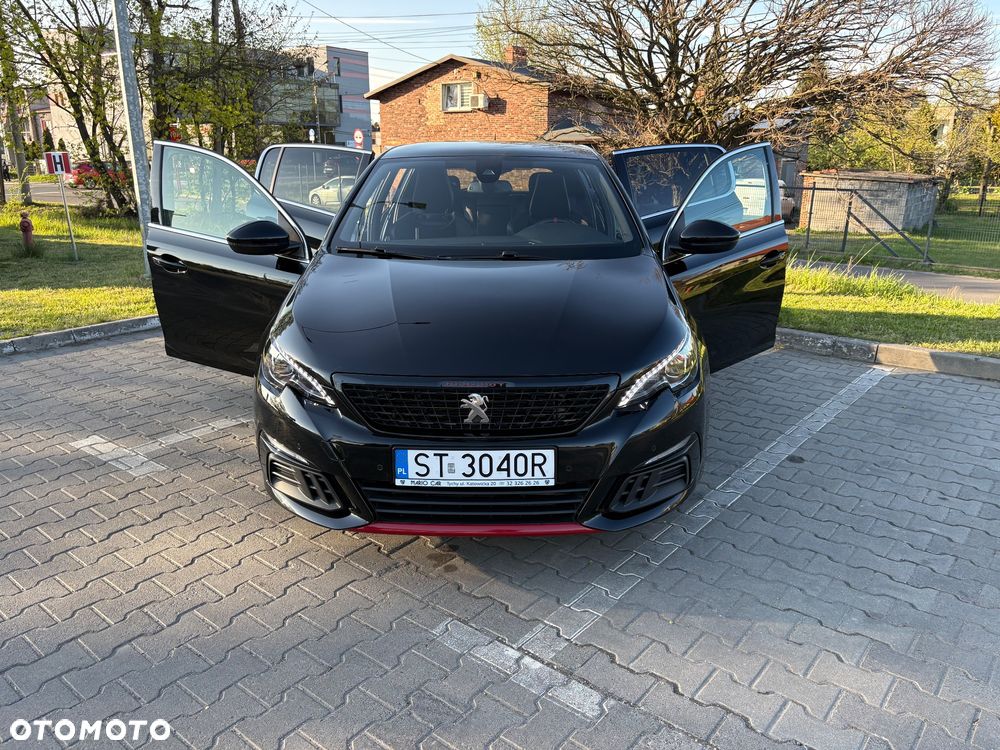 Peugeot 308 - 8