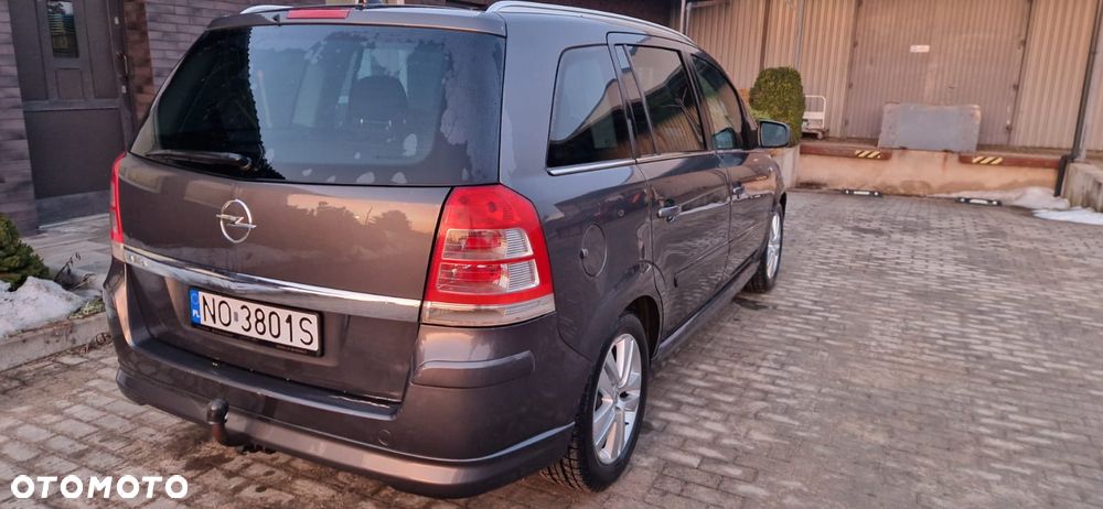 Opel Zafira 1.8 Sport - 7
