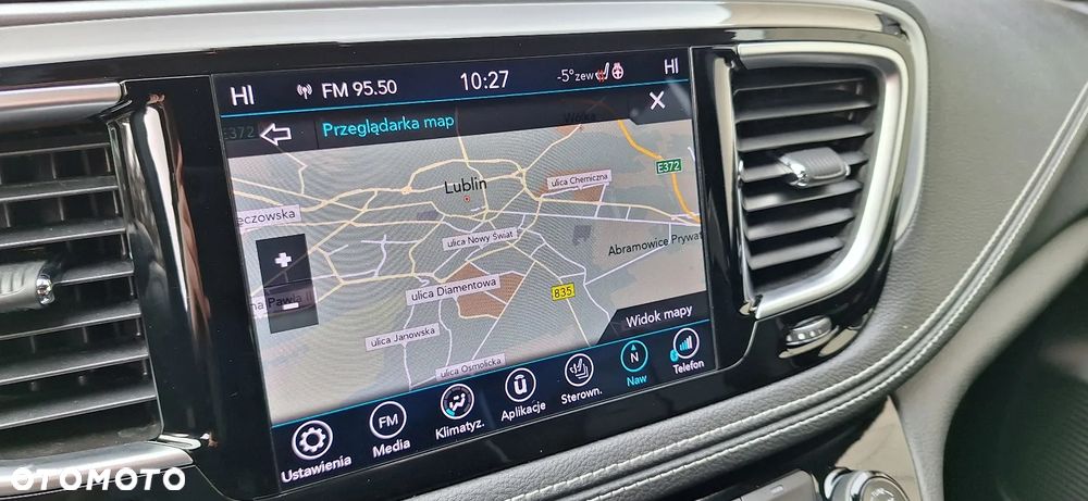 Chrysler Pacifica - 18