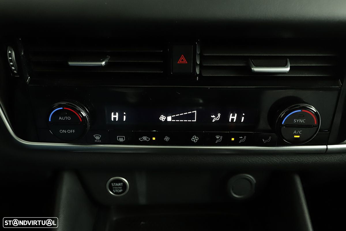 Nissan Qashqai 1.3 DIG-T N-Connecta LED - 13