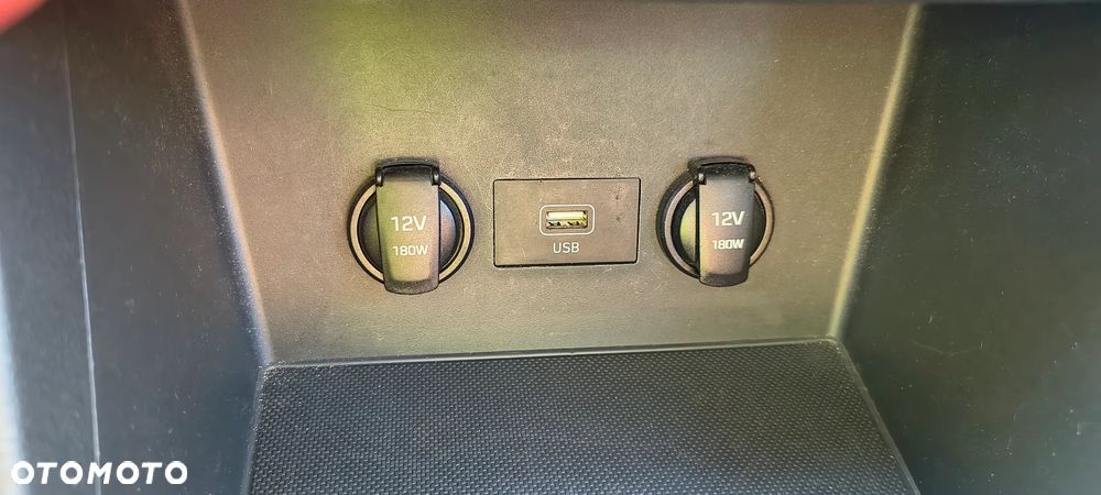 Hyundai i30 1.5 DPI Classic + - 20