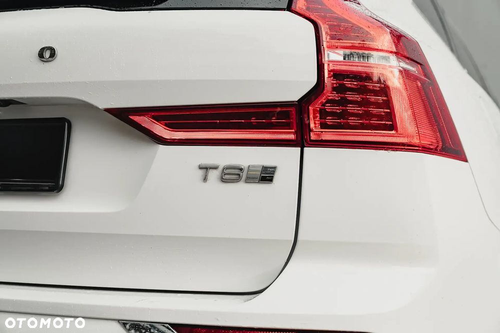 Volvo XC 60 T8 AWD Recharge Geartronic Inscription - 6