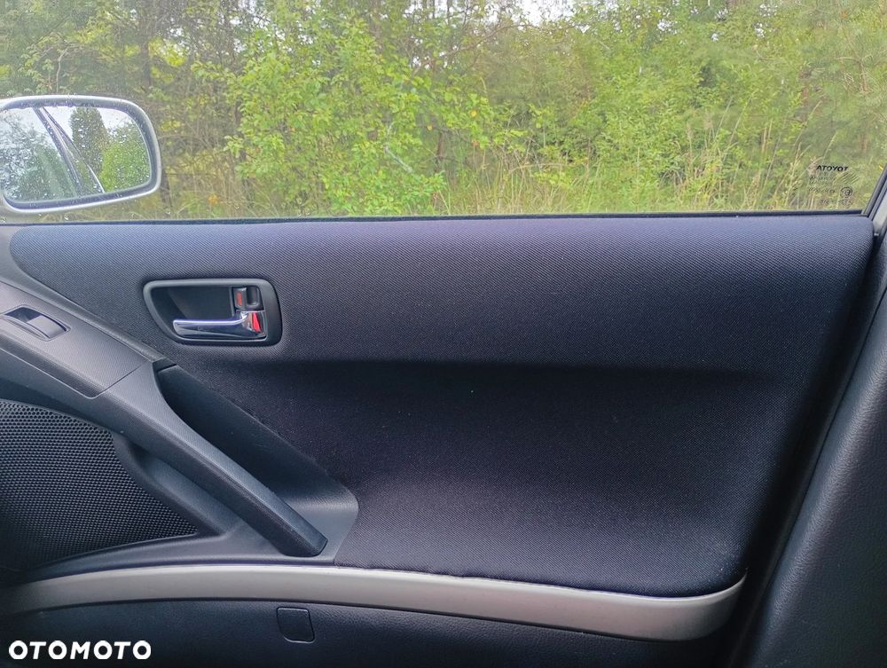 Toyota Corolla Verso 2.2 D-4D Sol 7os - 33