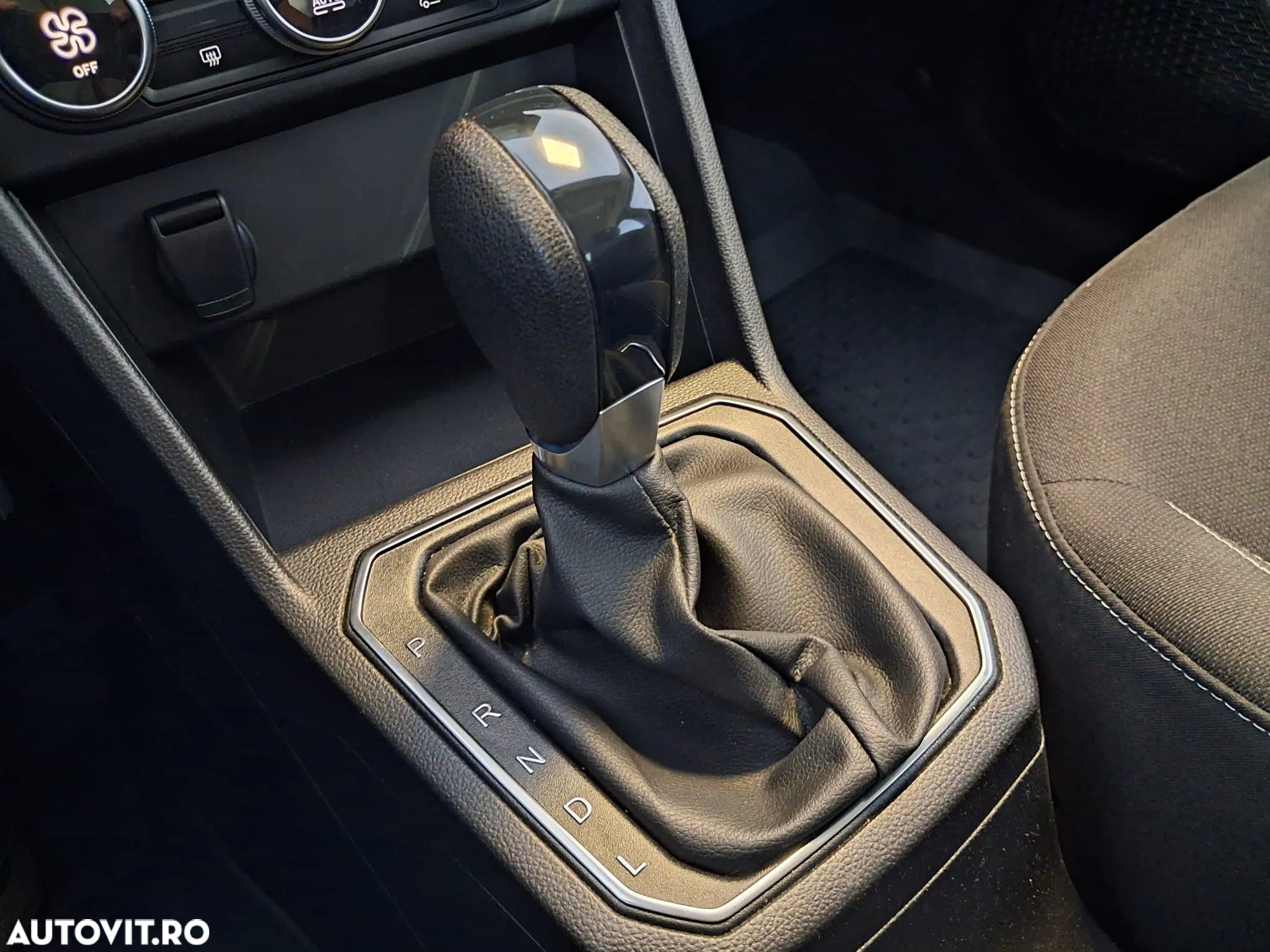 Dacia Logan TCe 90 CVT Comfort - 7