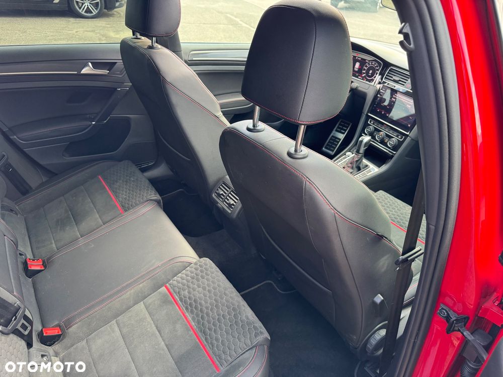 Volkswagen Golf GTI (BlueMotion Technology) DSG Performance - 28