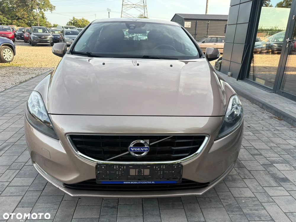 Volvo V40 D2 - 2