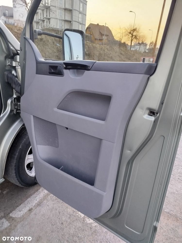 Volkswagen transporter - 14