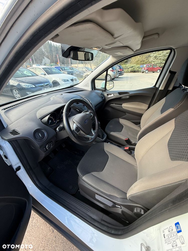 Ford Tourneo Courier 1.0 EcoBoost Ambiente - 5