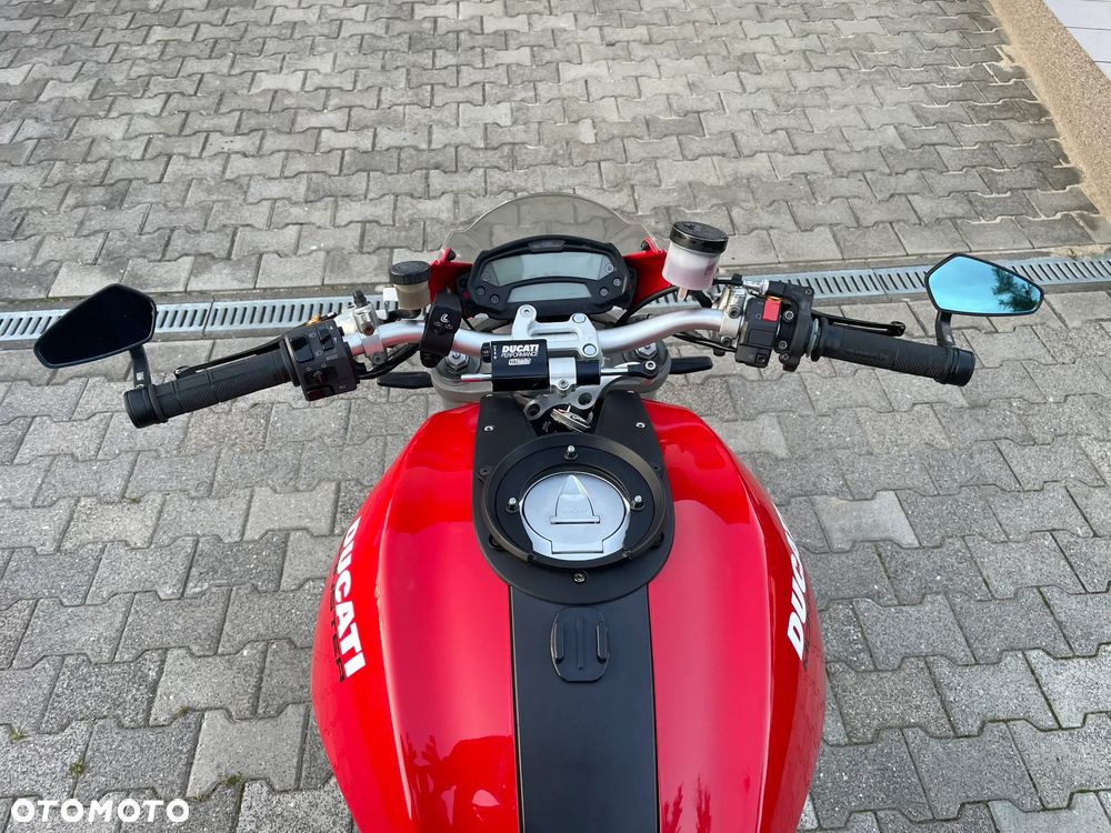Ducati Monster - 10