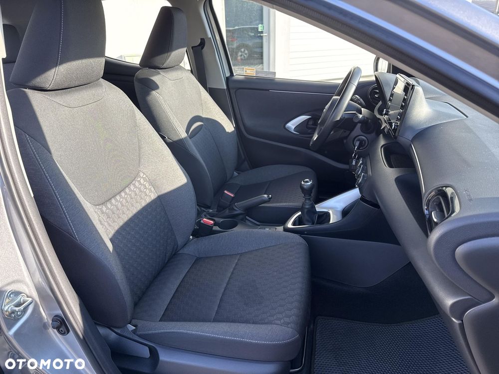 Toyota Yaris - 7