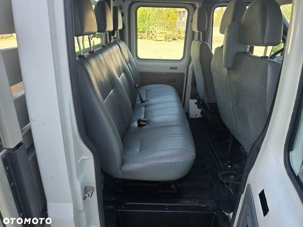 Ford Transit - 26