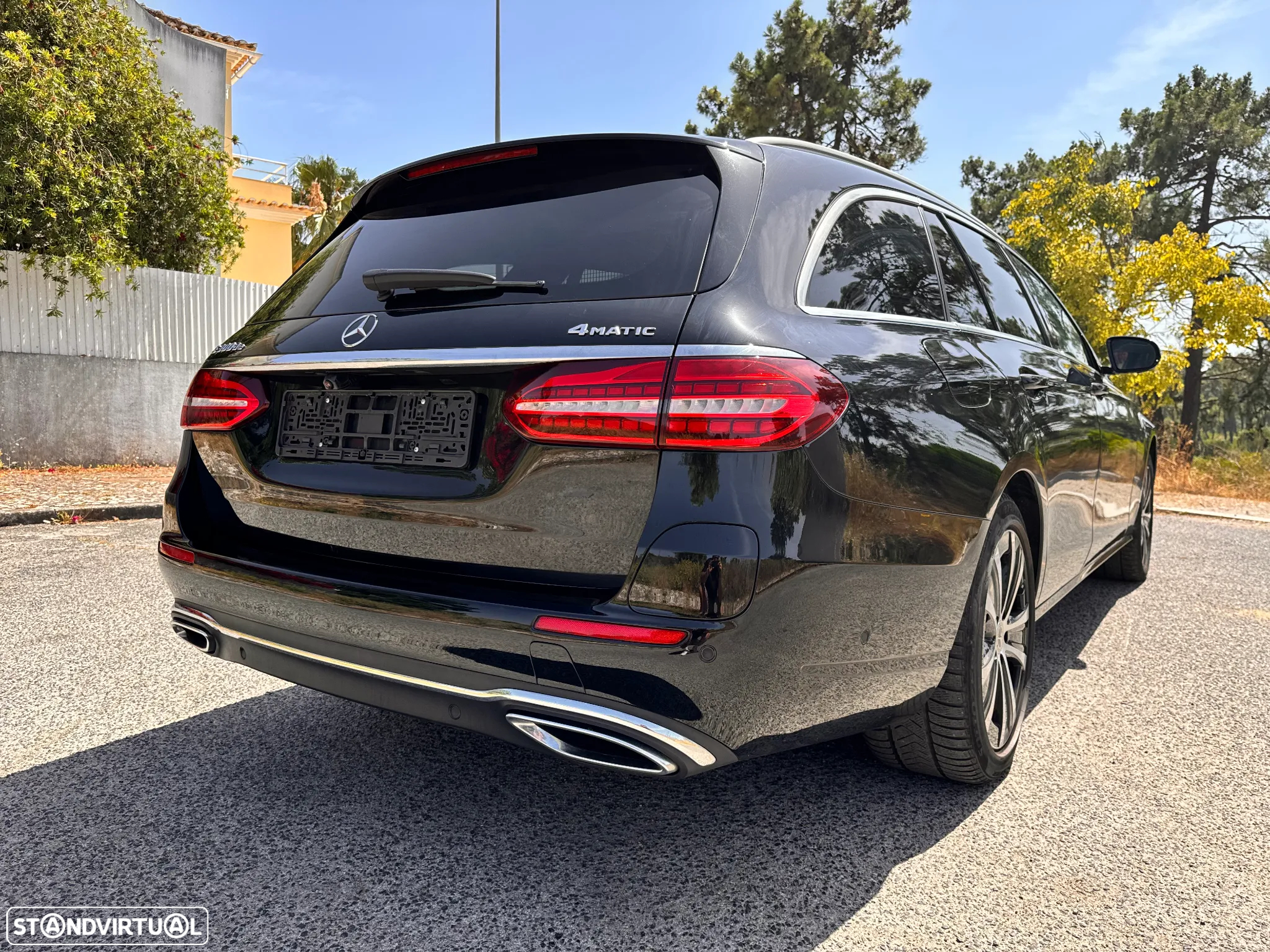 Mercedes-Benz E 300 de 4Matic T 9G-TRONIC Avantgarde - 5