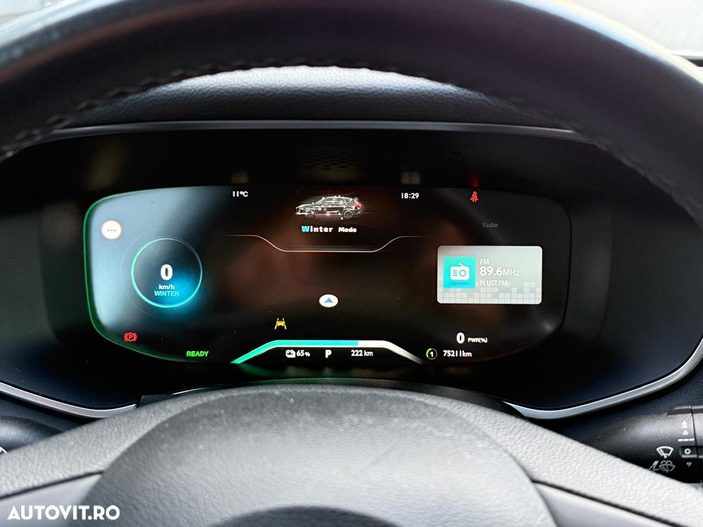 MG Marvel R Luxury - 32