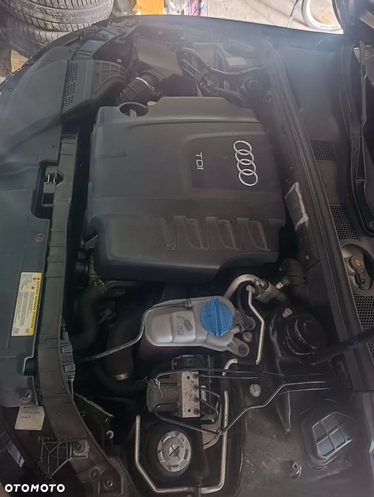 Audi A4 Avant 2.0 TDI DPF S line Sportpaket - 32