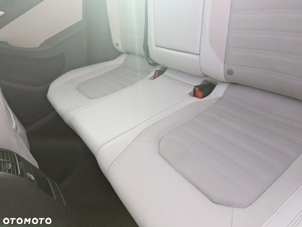 Volkswagen Jetta 1.4 TSI BMT Highline - 19