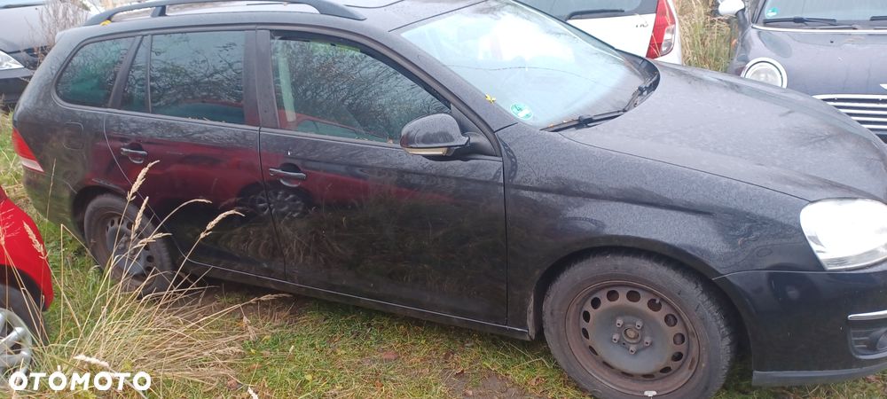 Volkswagen Golf Variant ver-1-4-tour-edition - 2