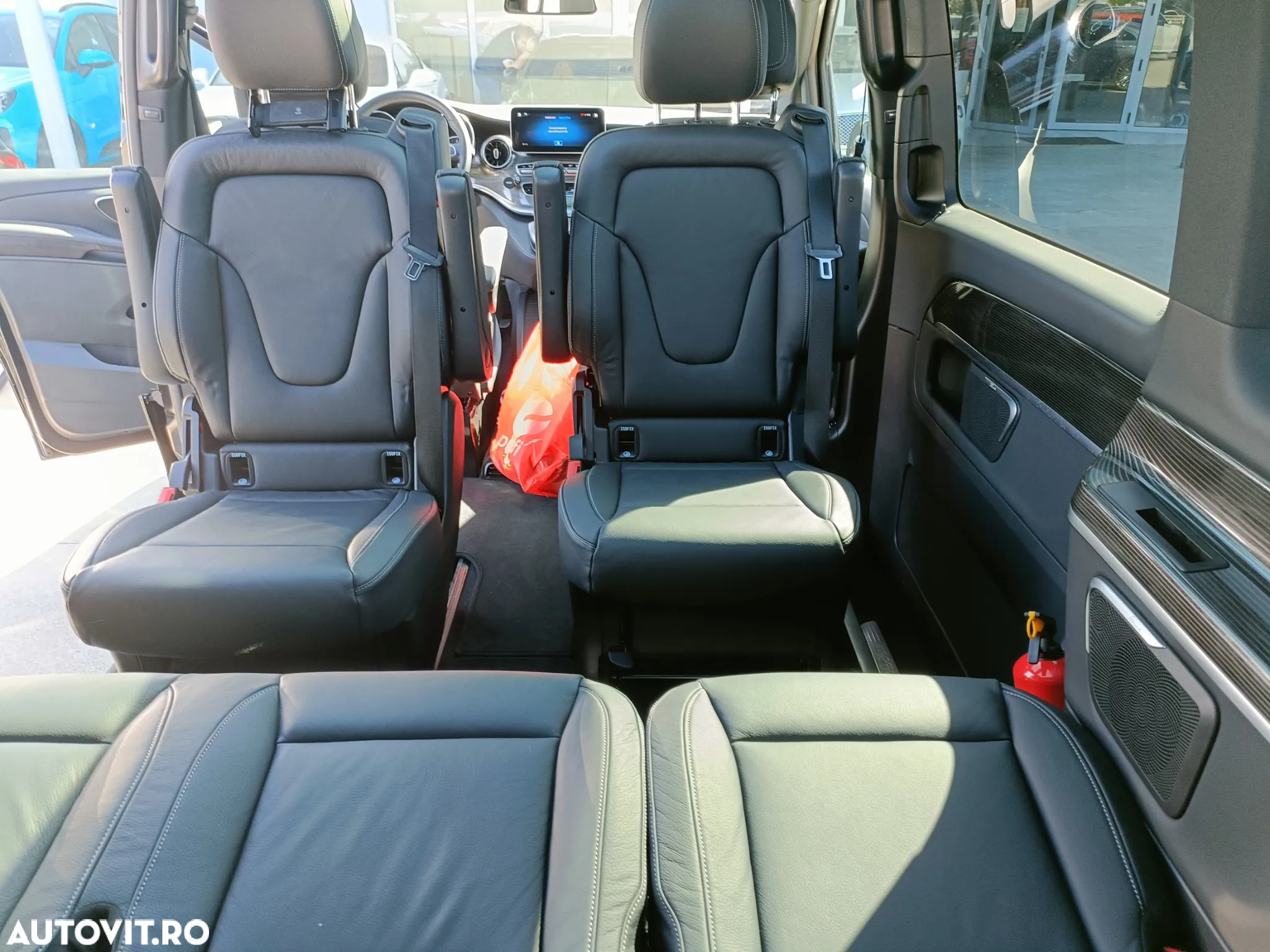 Mercedes-Benz V 300 d Combi Lung 237 CP AWD 9AT Avantgarde - 24