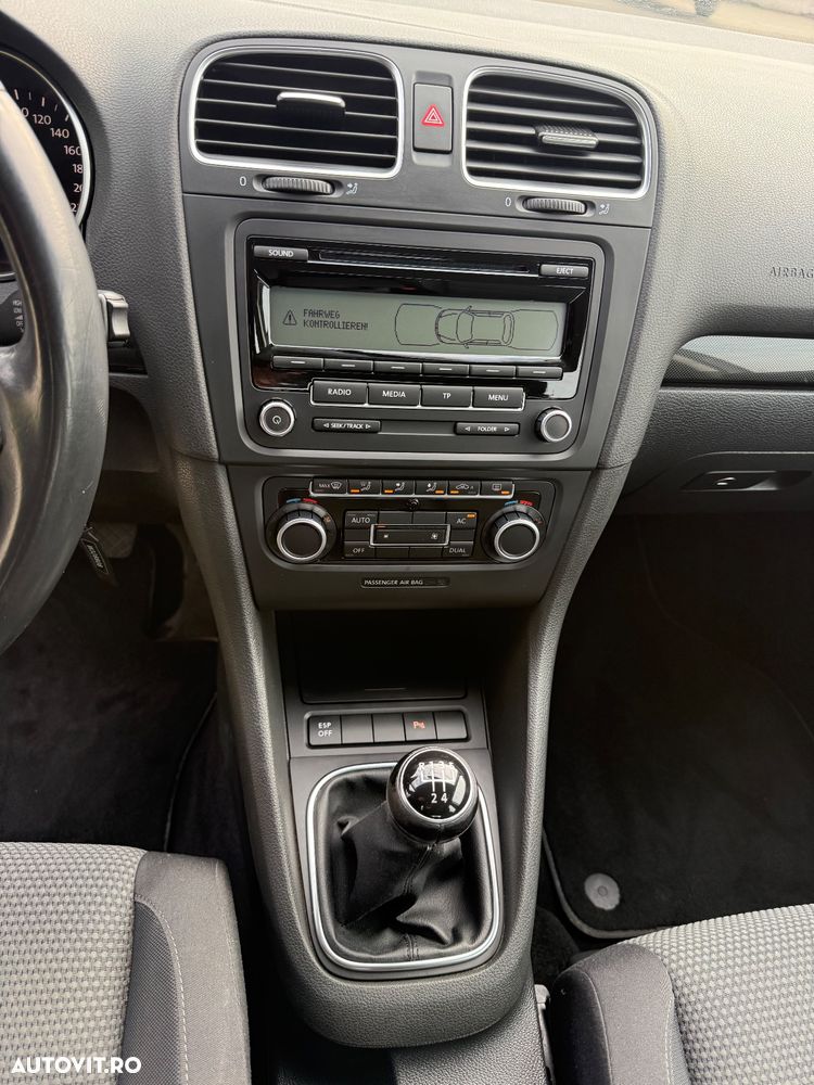 Volkswagen Golf 1.6 TDI BlueMotion Technology Comfortline - 15
