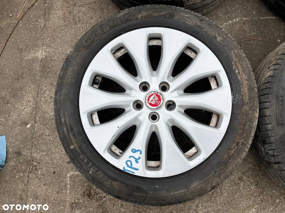 Alufelgi 17 cali z oponami Pirelli 255/55 R17 Jaguar XE - 5