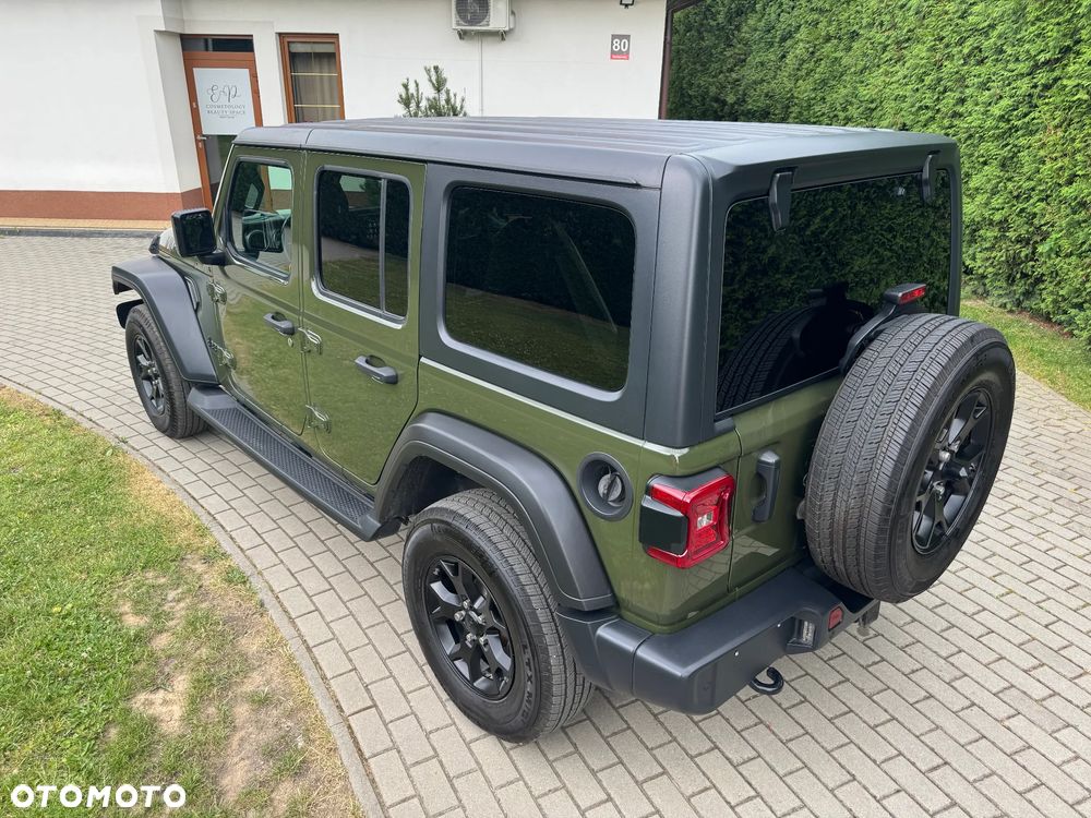 Jeep Wrangler - 13