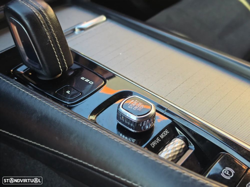 Volvo XC 90 T8 AWD Recharge Geartronic RDesign - 25