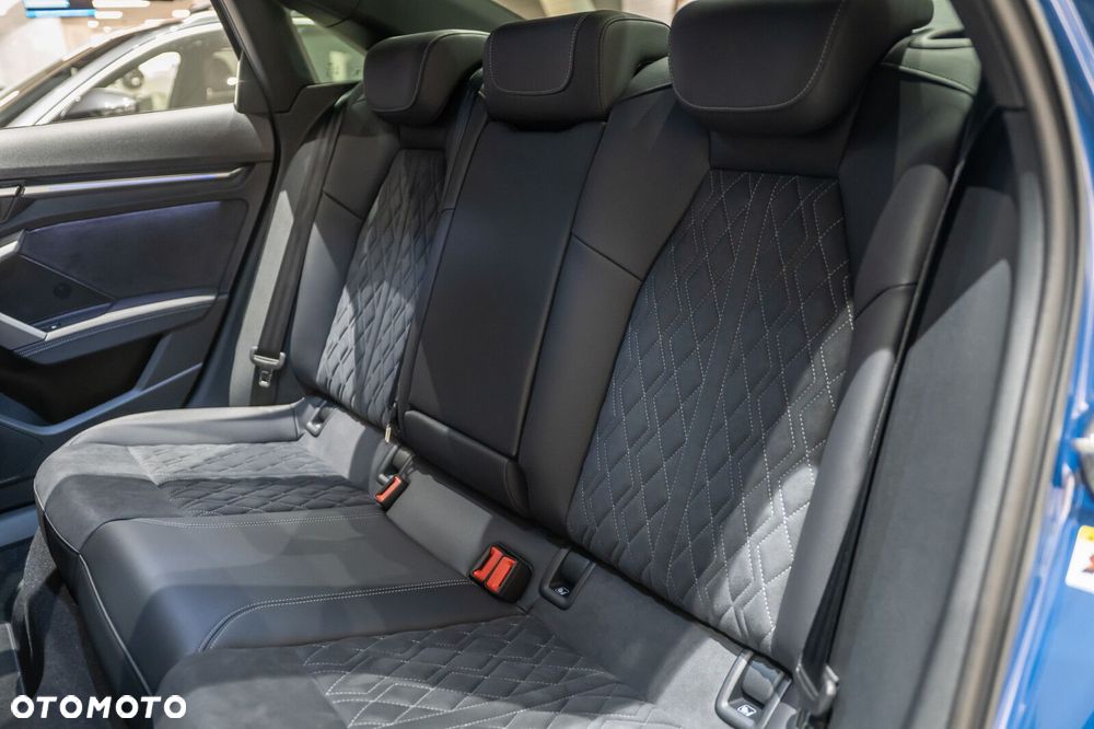 Audi A3 Limousine - 18