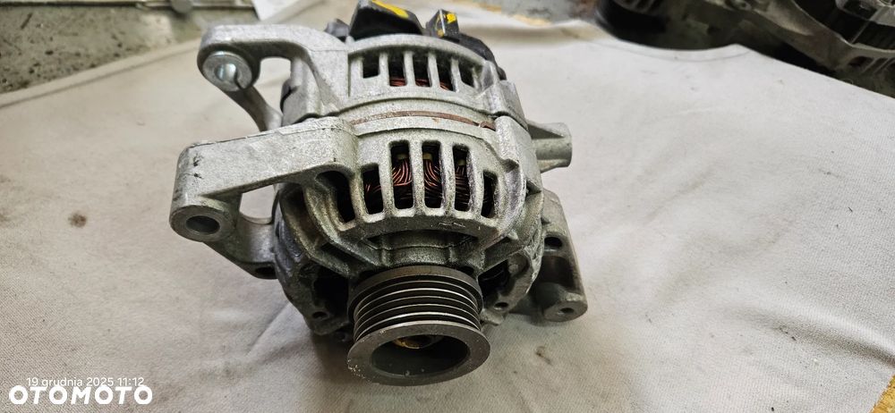 Alternator Opel Astra G II Zafira A 1,6 1,8 70A 90561970 - 2