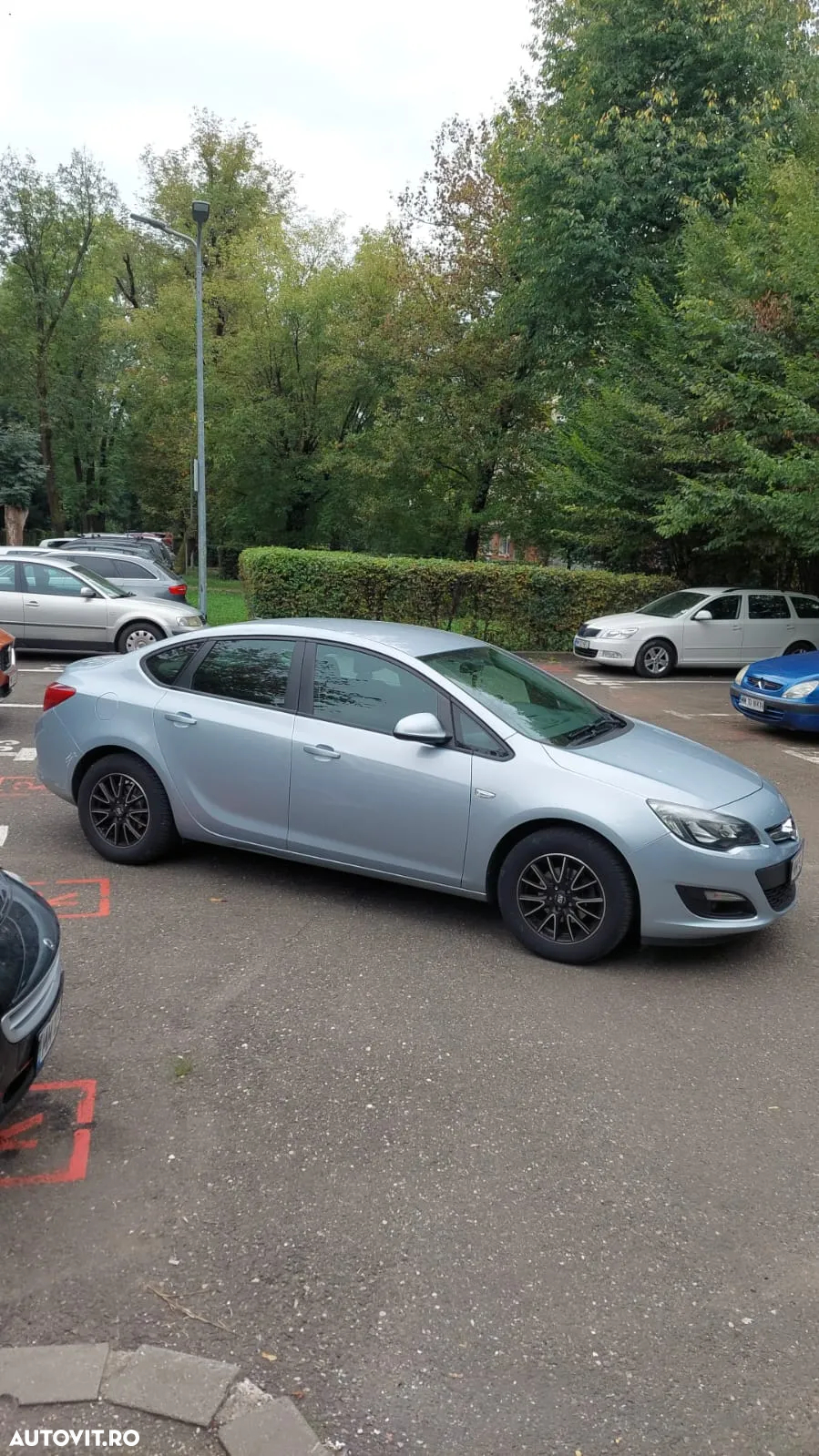 Opel Astra 1.6 ECOTEC Sport - 6