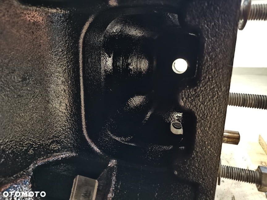 Obudowa osi Massey Ferguson 8690 7700102862 - 12