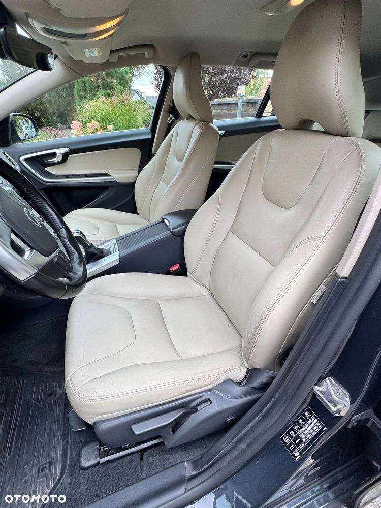 Volvo V60 - 22