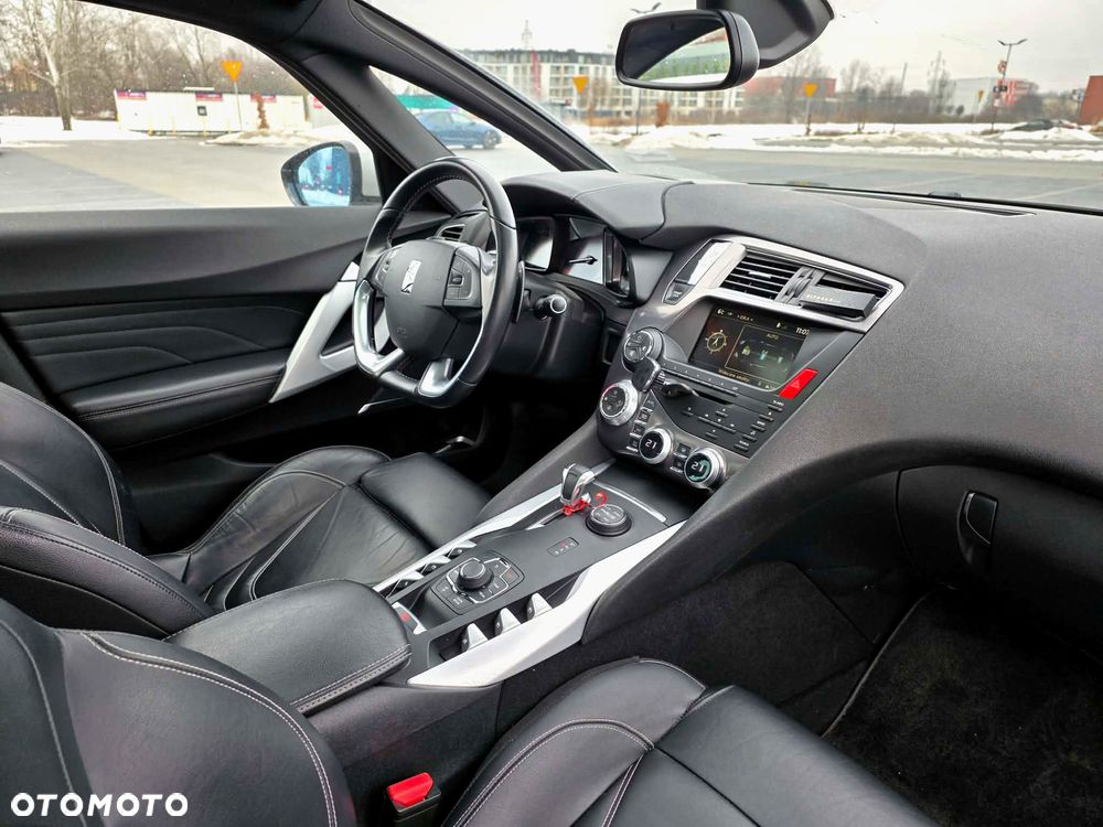 Citroën DS5 Hybrid4 EGS6 Pure Pearl - 8