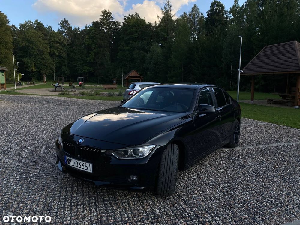 BMW Seria 3 318d - 1