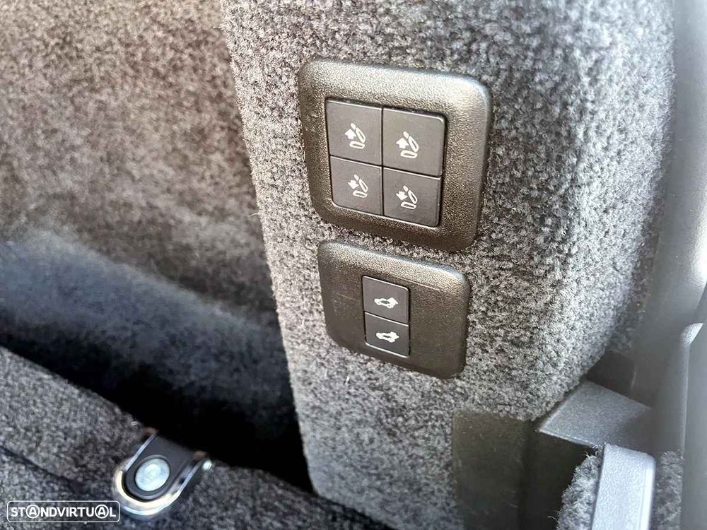 Land Rover Range Rover P400e Plug-in Vogue - 33
