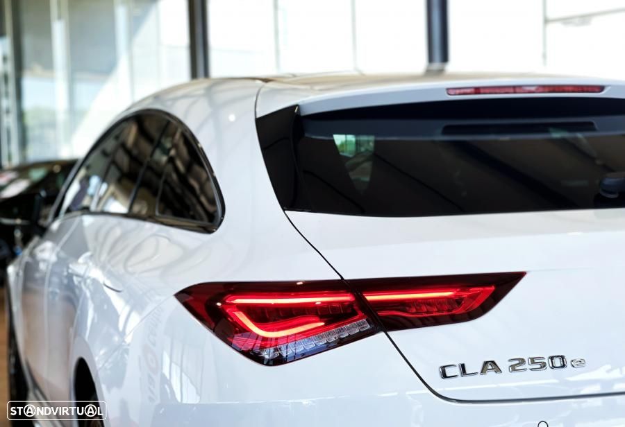 Mercedes-Benz CLA 250 e Shooting Brake 8G-DCT Edition AMG Line - 7